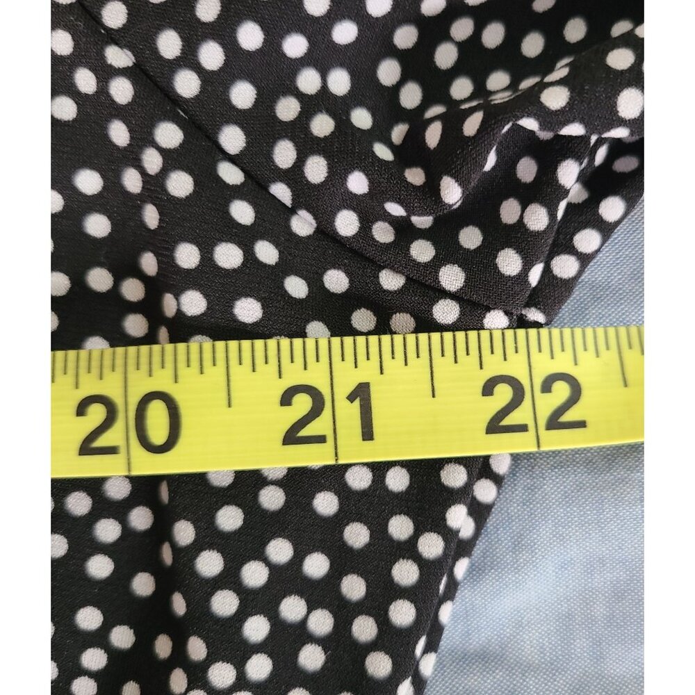 Tahari Long Sleeve Blouse Women's XL Black & White Polka Dot V-Neck Wrap Style - Picture 10 of 10